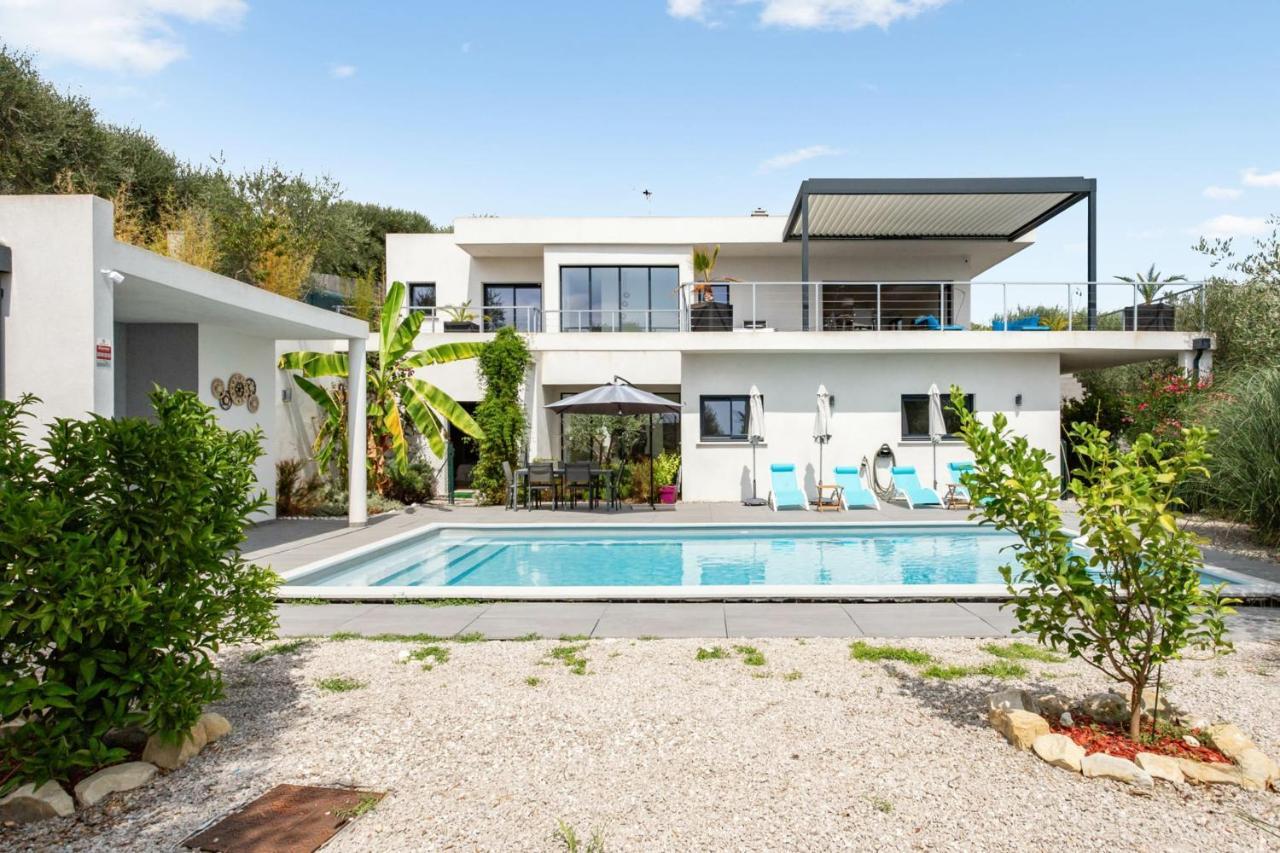 Splendid With Pool And Seaview 20 Min Away From Center - Welkeys Вилла